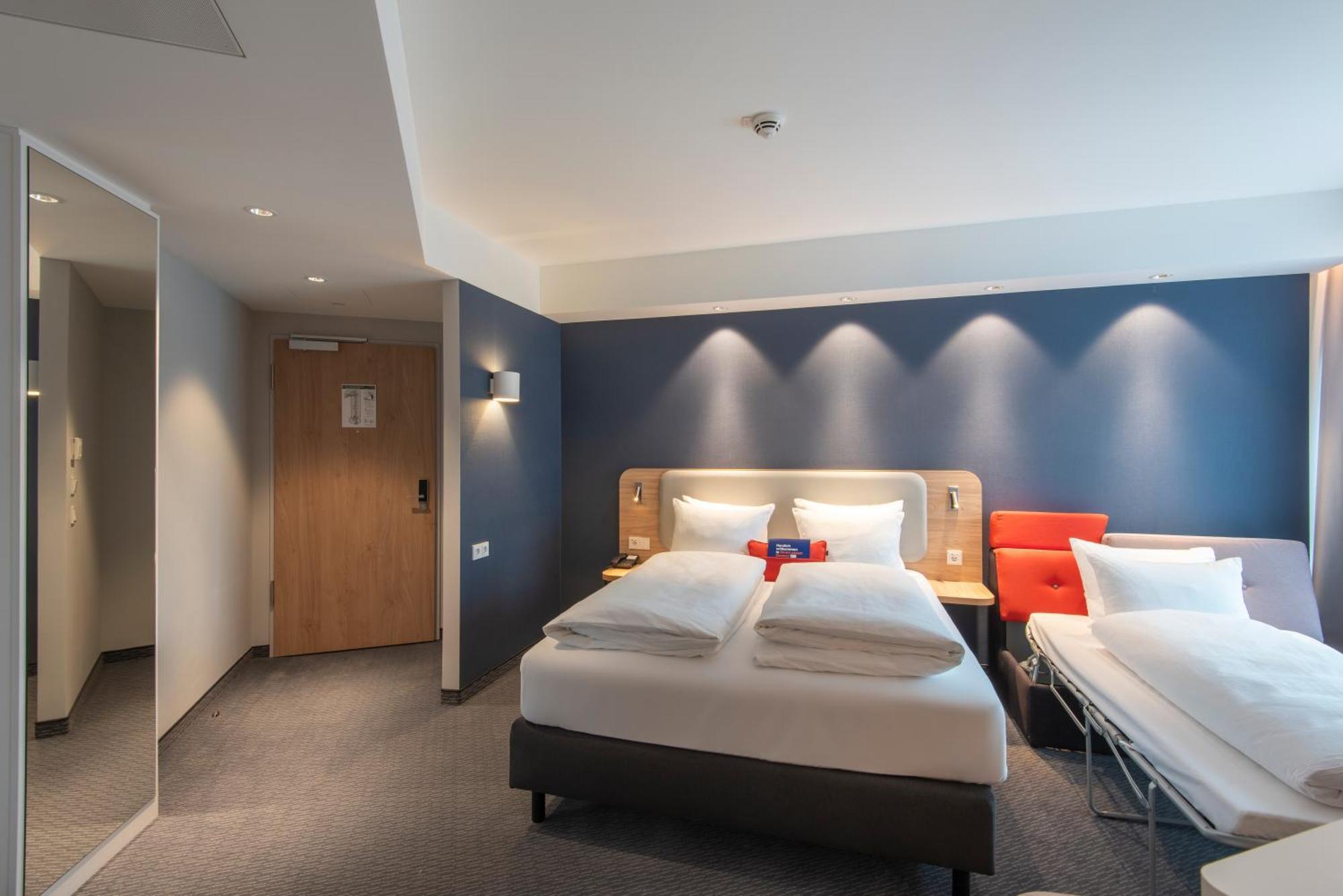 Holiday Inn Express Heilbronn By Ihg المظهر الخارجي الصورة