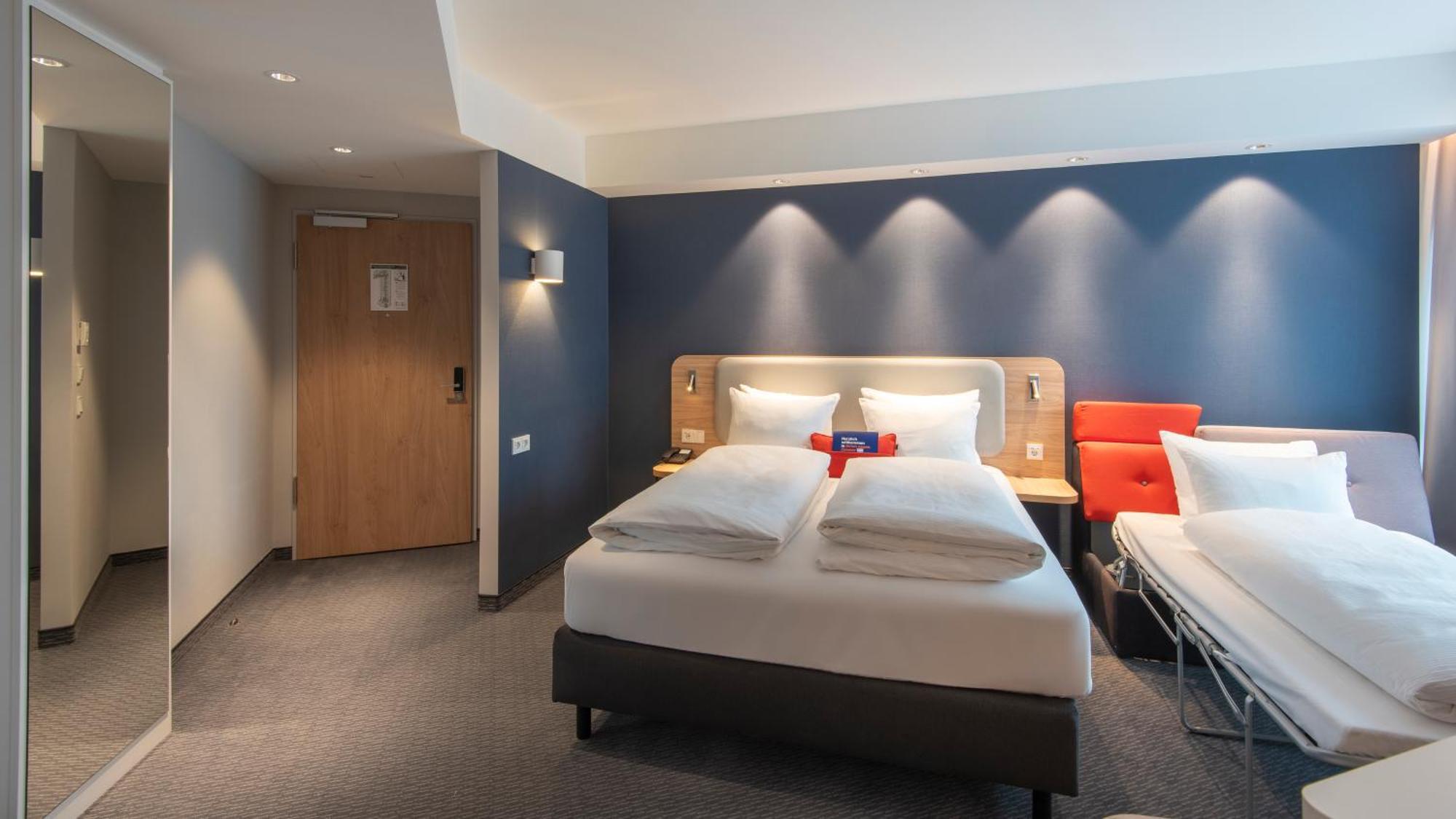 Holiday Inn Express Heilbronn By Ihg المظهر الخارجي الصورة