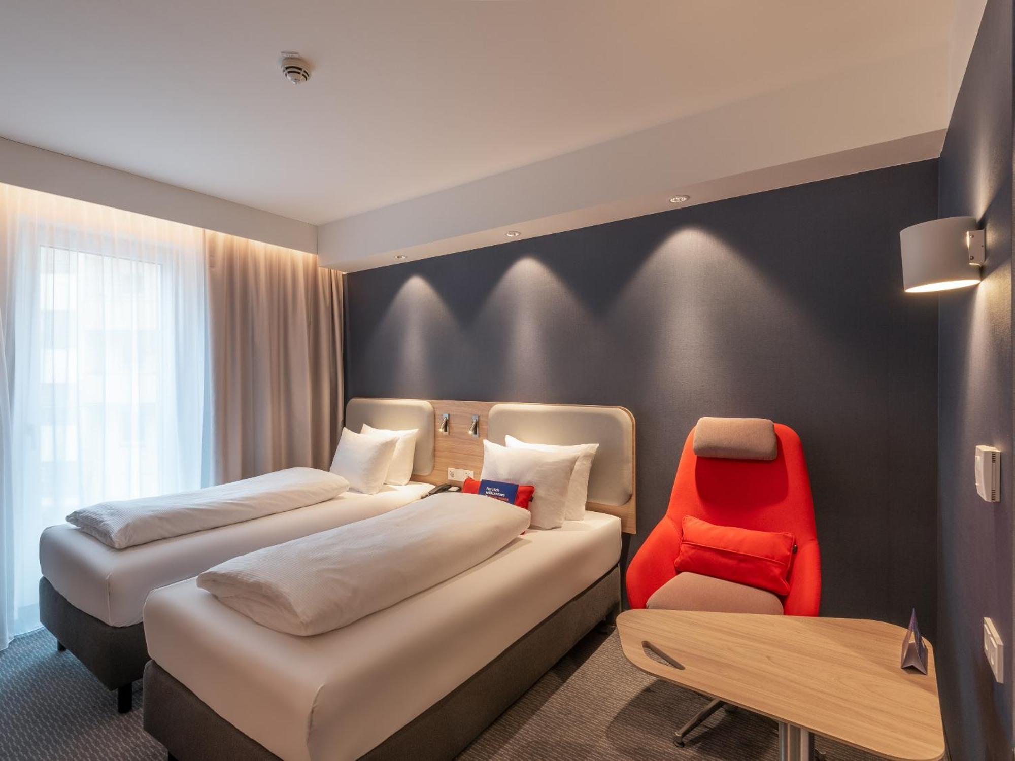 Holiday Inn Express Heilbronn By Ihg المظهر الخارجي الصورة