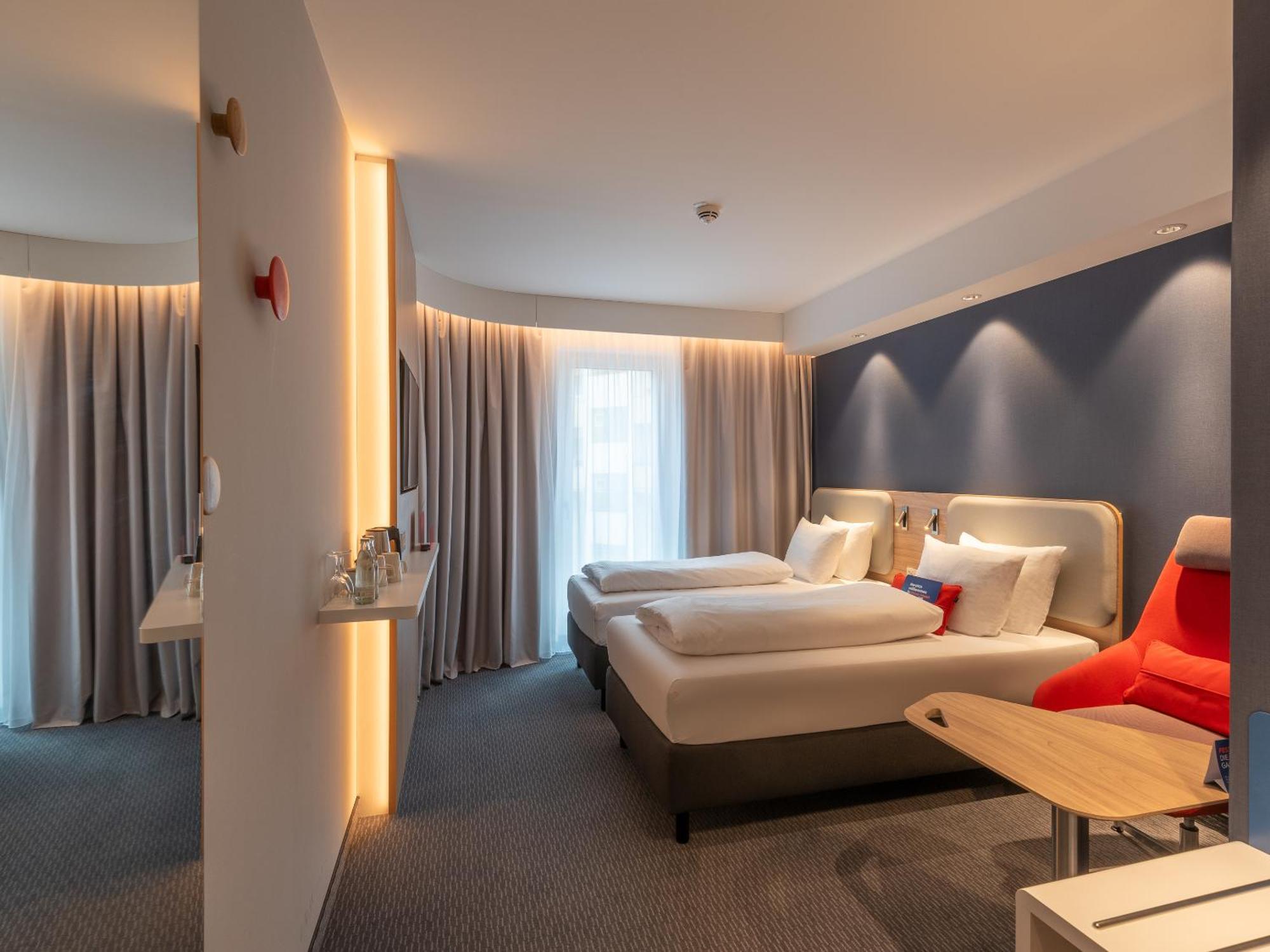Holiday Inn Express Heilbronn By Ihg المظهر الخارجي الصورة
