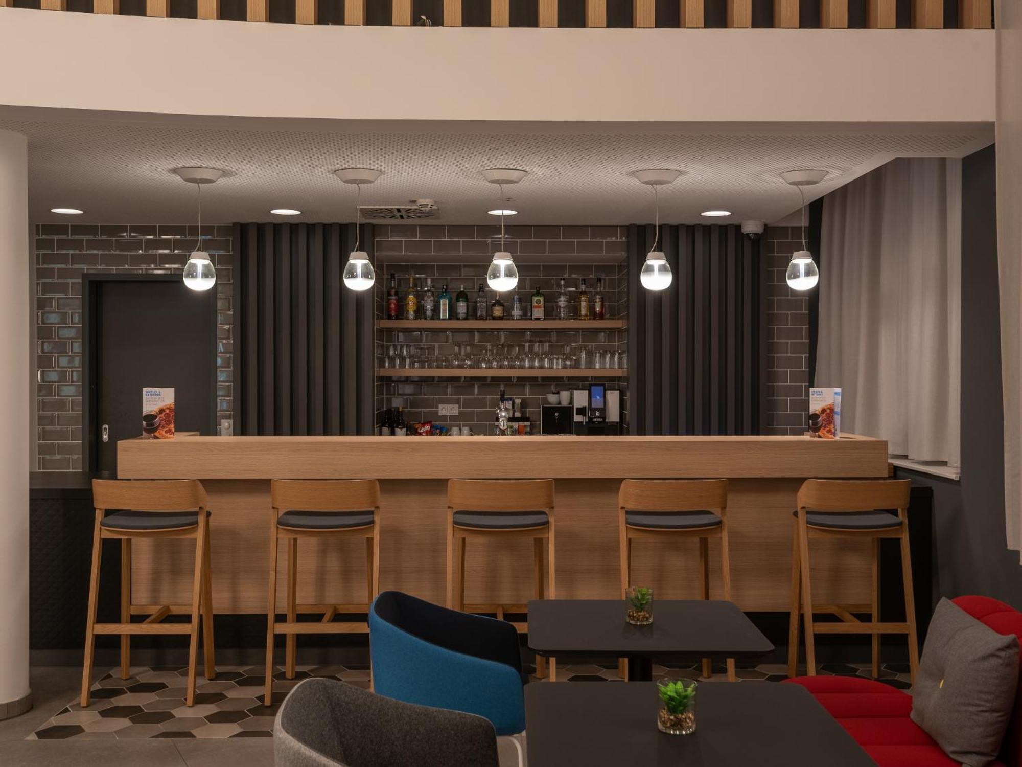 Holiday Inn Express Heilbronn By Ihg المظهر الخارجي الصورة