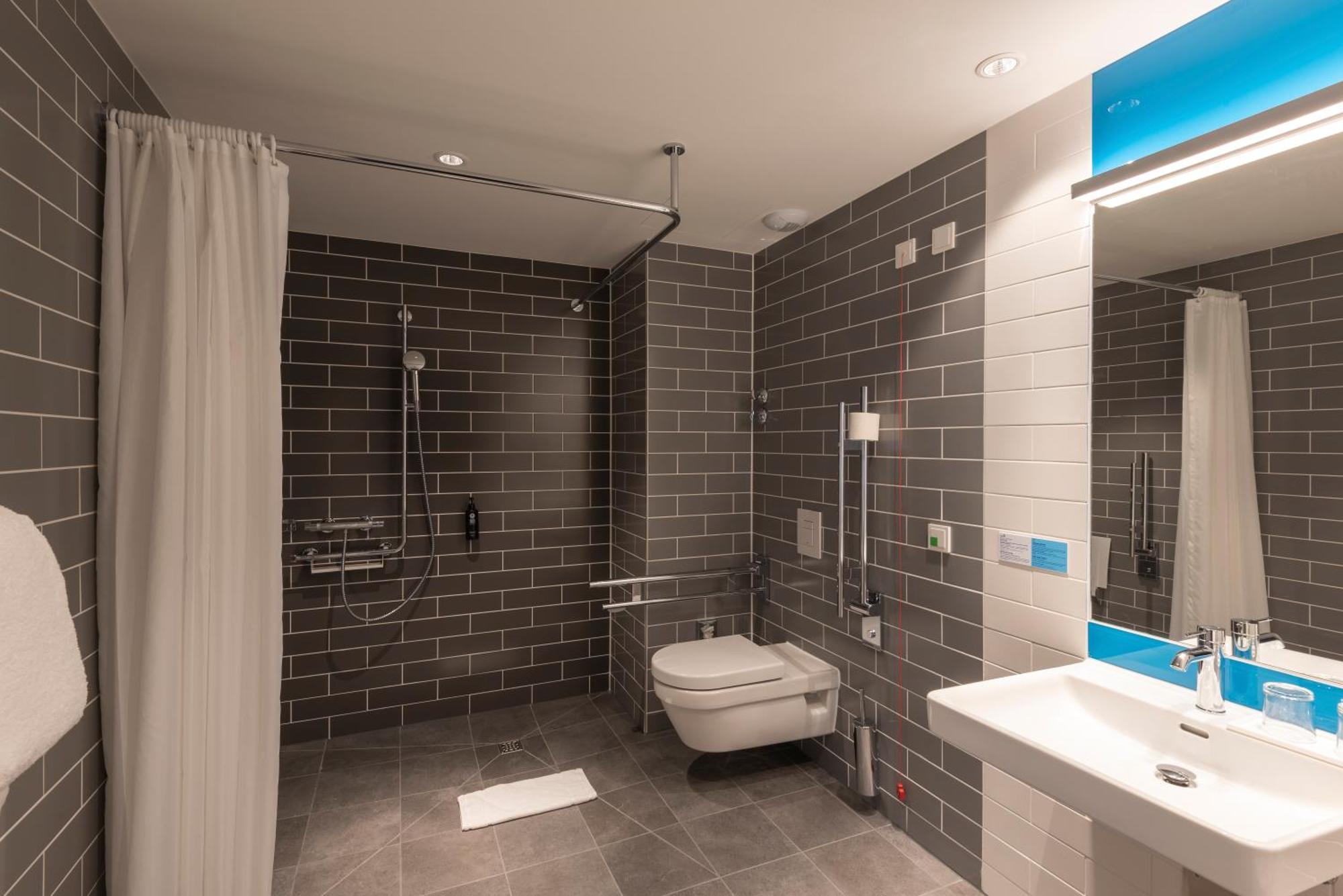 Holiday Inn Express Heilbronn By Ihg المظهر الخارجي الصورة