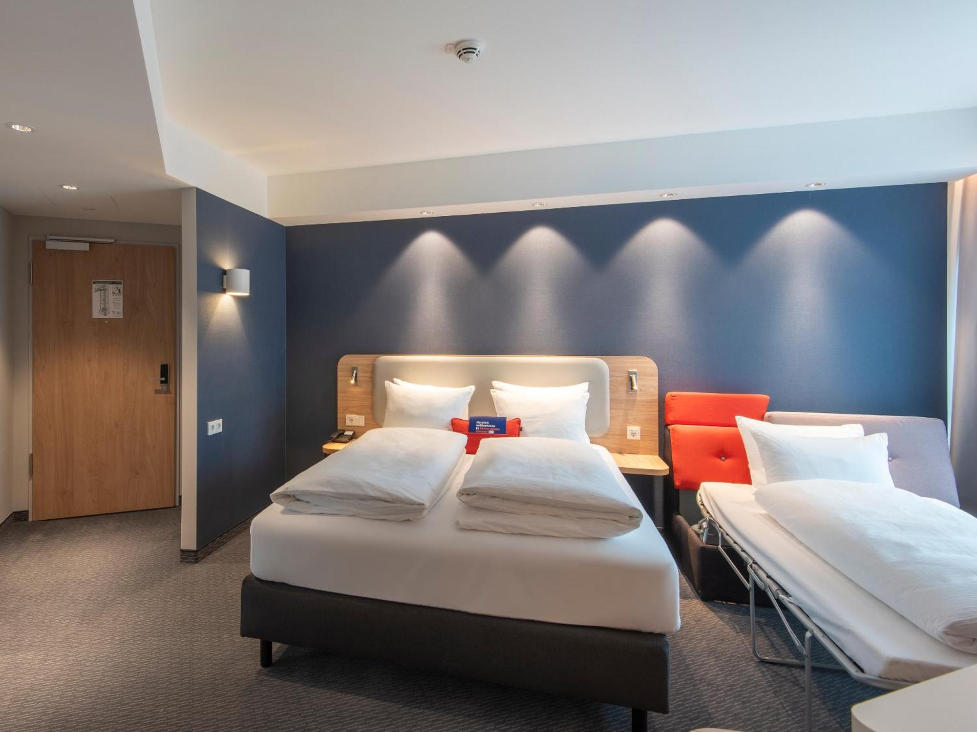 Holiday Inn Express Heilbronn By Ihg المظهر الخارجي الصورة