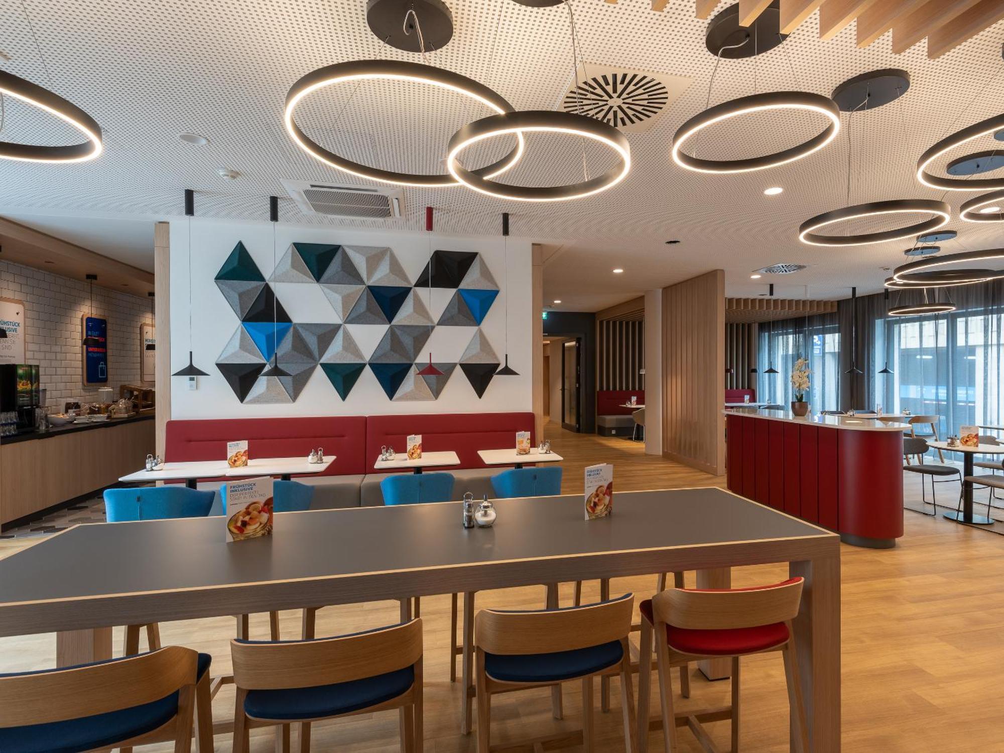Holiday Inn Express Heilbronn By Ihg المظهر الخارجي الصورة