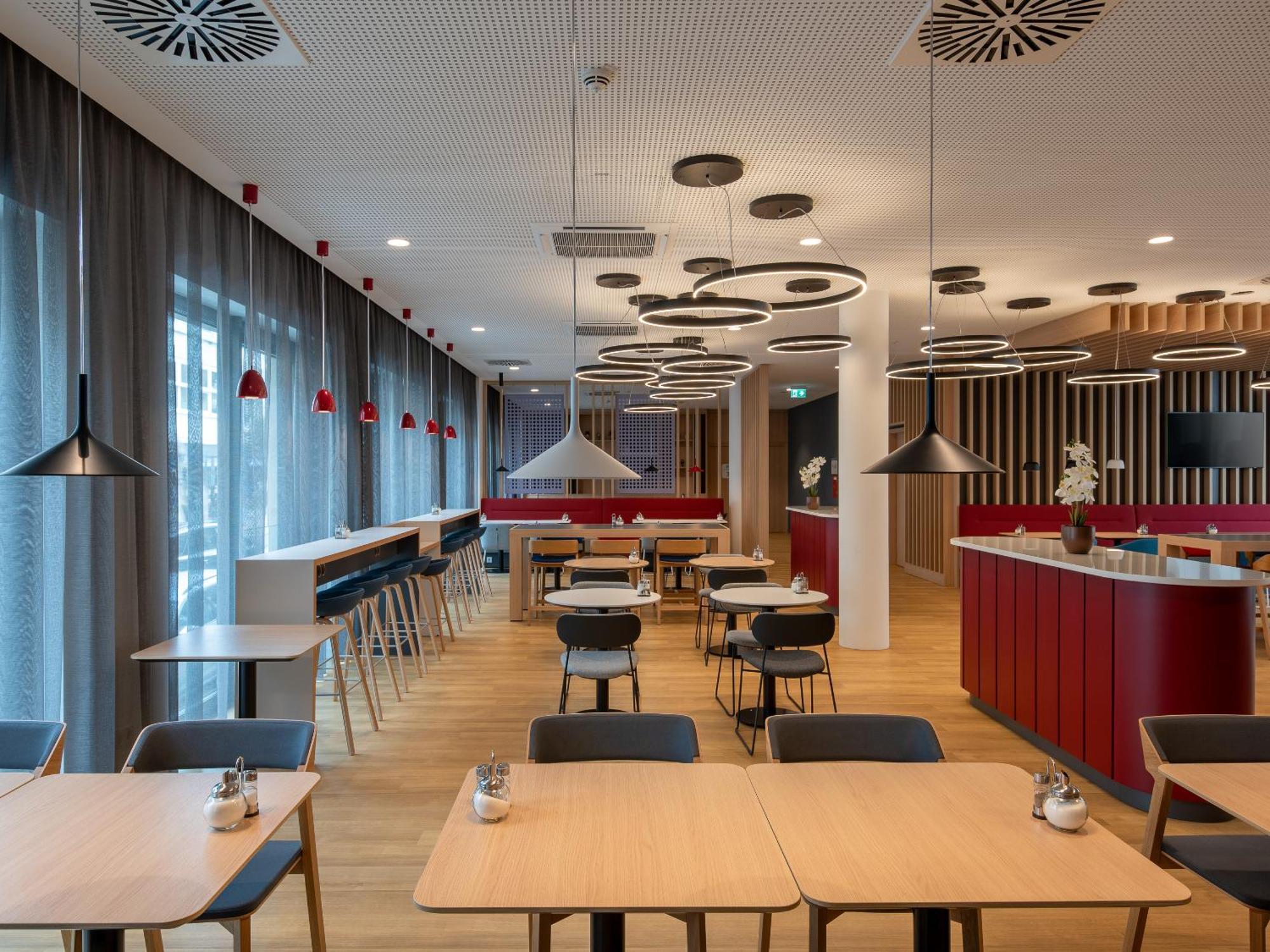 Holiday Inn Express Heilbronn By Ihg المظهر الخارجي الصورة